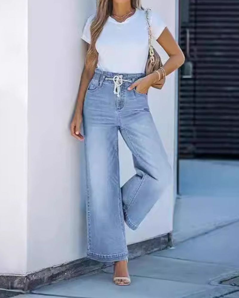 Relaxed Wide-Leg Stretch Jeans