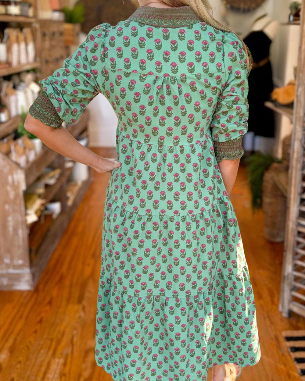 Chic Botanical Print Midi Dress