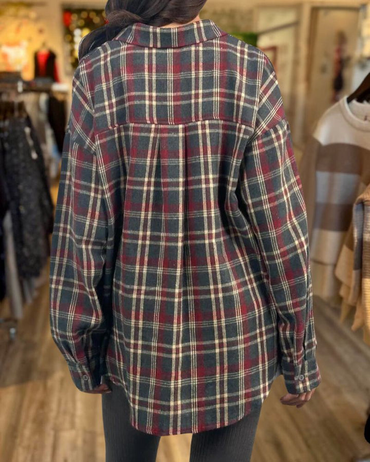 Retro-Inspired Lapel Plaid Shirt
