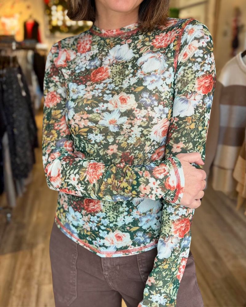 Comfortable Floral Print Bottoming Shirt
