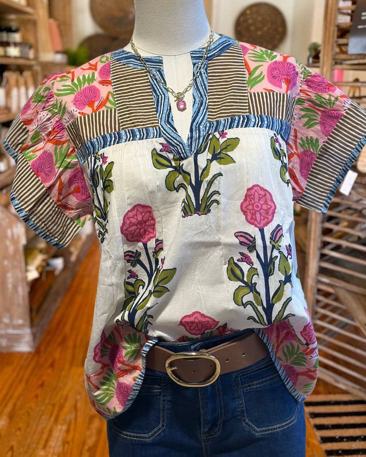 Comfortable Garden Print V-Neck Top