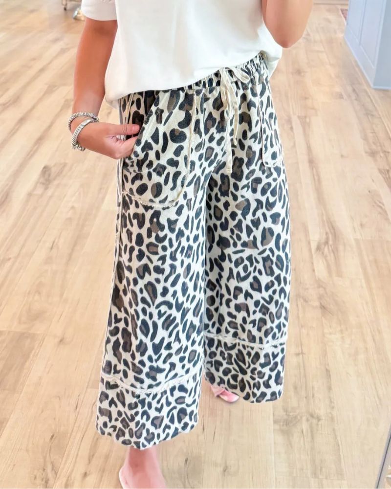 Chic Leopard Patchwork Wide-Leg Pants