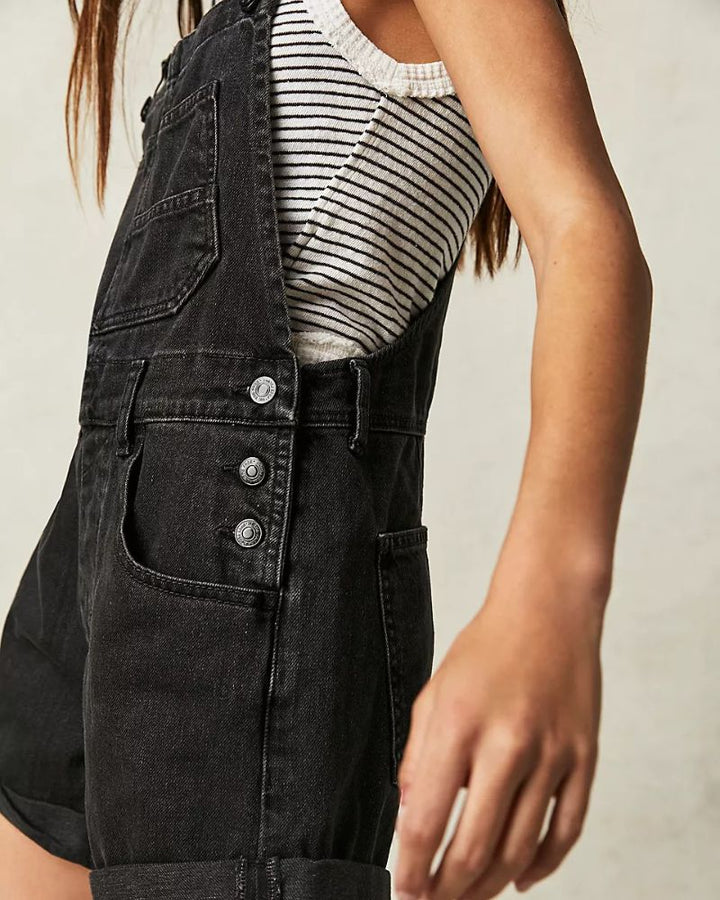 Relaxed-Fit Multi-Pocket Jeans