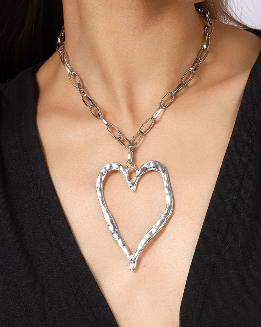 Retro Simple Heart Pendant Necklace